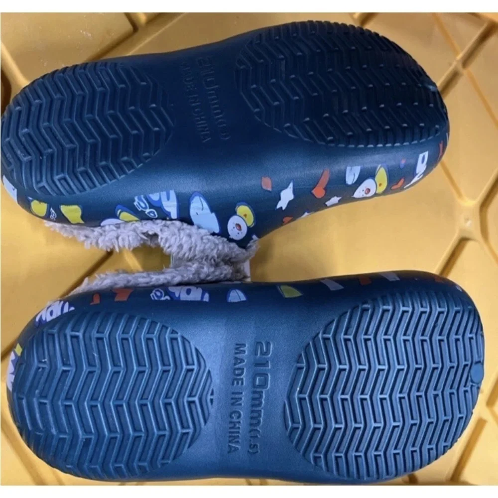 Cozy Cartoon Kids Slippers with Gray Lining 210 mm